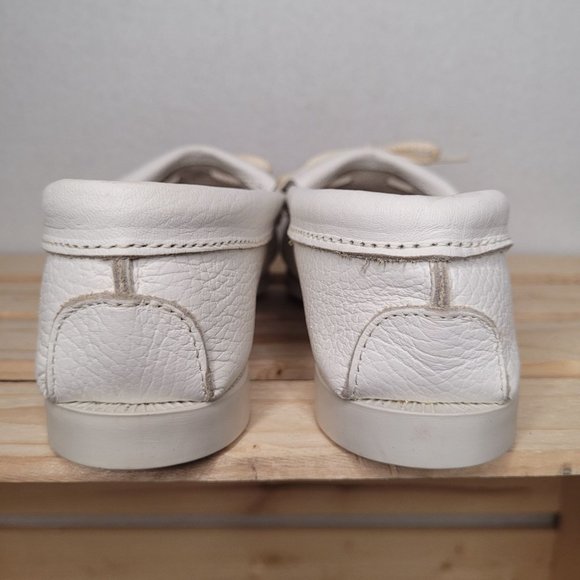 NEW Minnetonka Womens White Leather Thunderbird Boat Moccasins size 5 - Picture 5 of 8